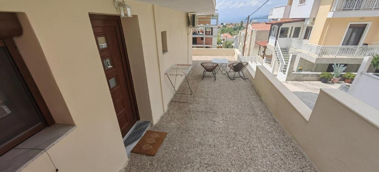 Ferienwohnung Theasis 3 Néos Marmarás Exterior foto